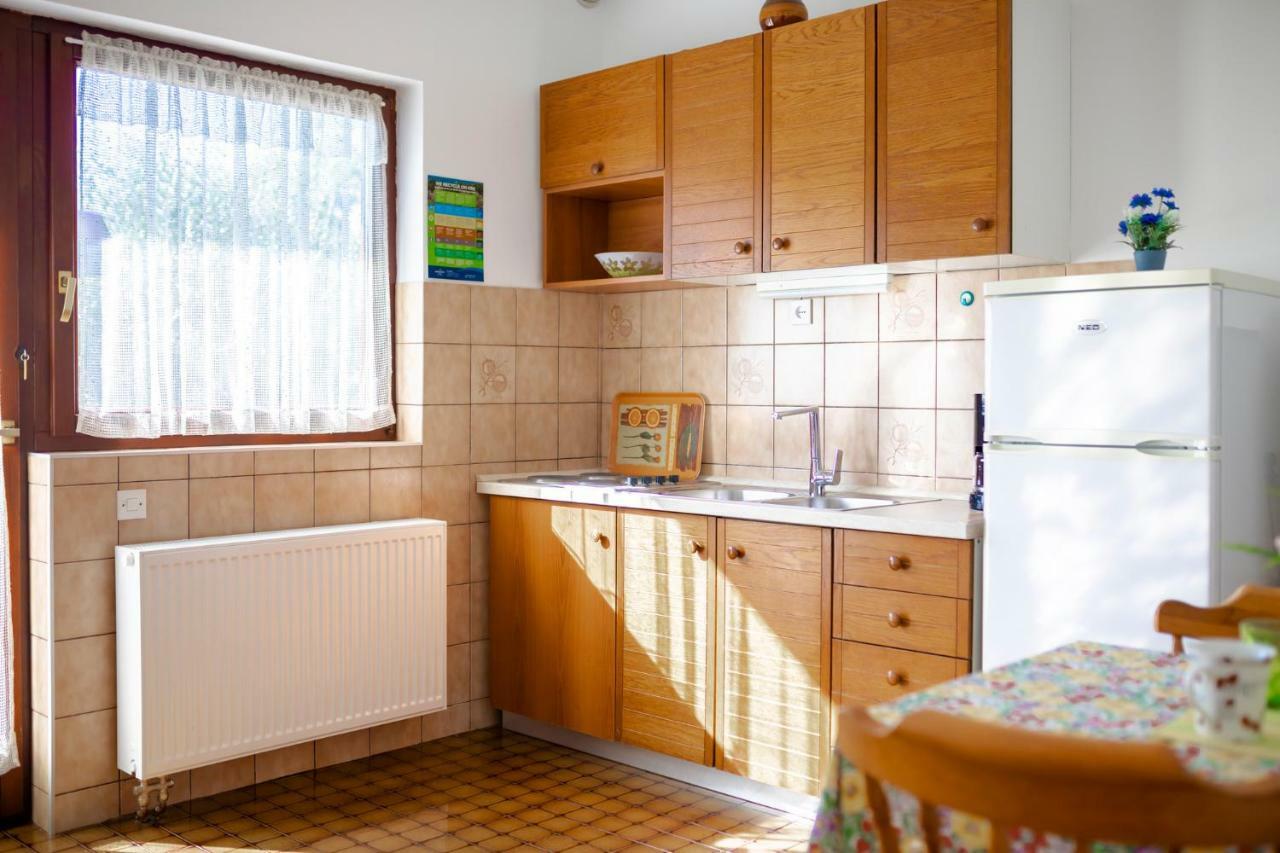 Apartments Belavic By El-Pi Tours Njivice Extérieur photo
